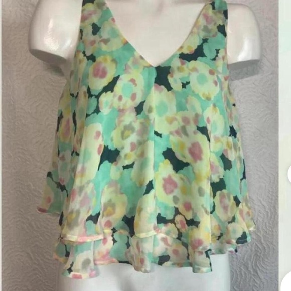 Urban Outfitters Lush floral camisole ruffle layered tank size small - Picture 2 of 8